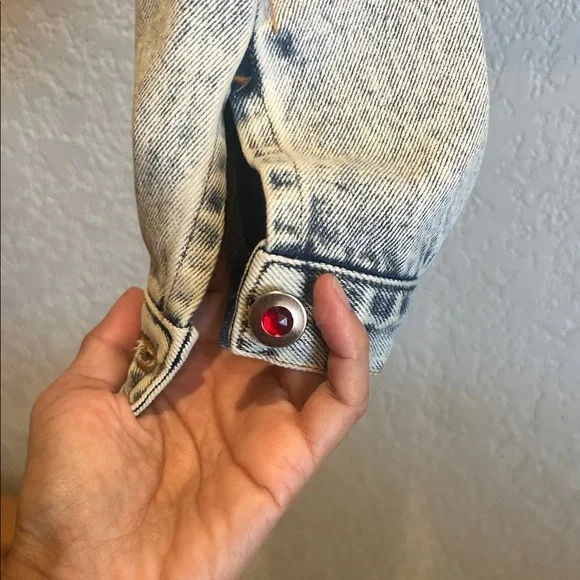 Vintage Embellished Denim Jacket with Pearl Accents - Picture 9 of 15